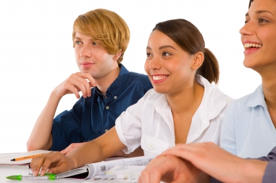 Junior_Jobs_Cum câ_tig experien__, f_r_ s_ fiu angajat_4